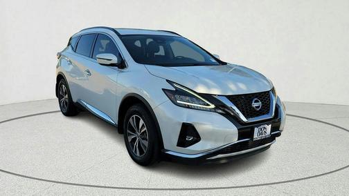 White 2022 Nissan Murano SV