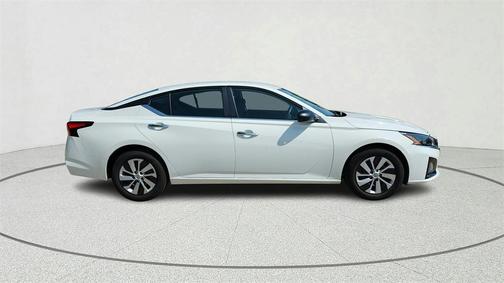 2025 Nissan Altima S