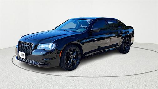 2022 Chrysler 300 Touring