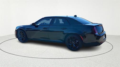 2022 Chrysler 300 Touring