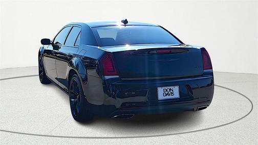 2022 Chrysler 300 Touring