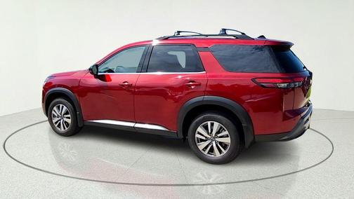 Scarlet Ember 2026 Nissan Pathfinder SL
