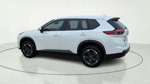 Everest White P 2024 Nissan Rogue SV