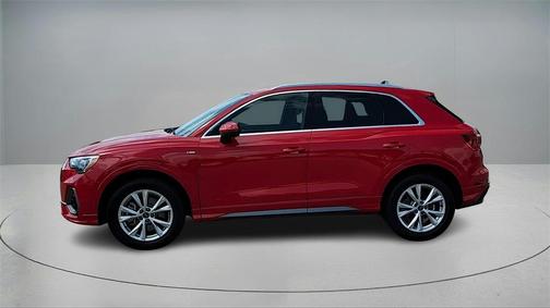 2022 Audi Q3 45 S line Premium