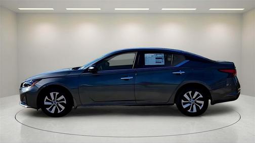 2025 Nissan Altima S