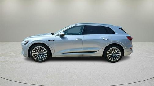 2019 Audi e-tron Prestige