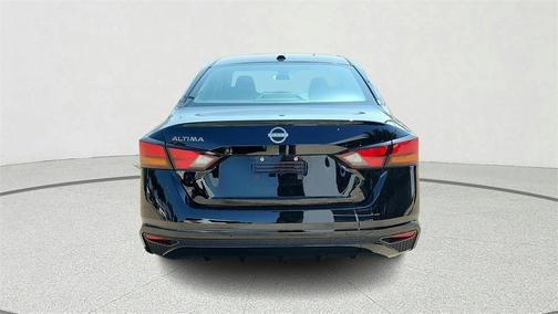 2025 Nissan Altima S