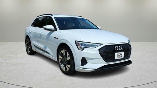 2021 Audi e-tron Premium