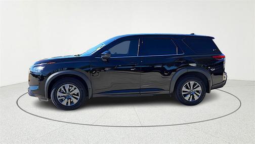 2024 Nissan Pathfinder S