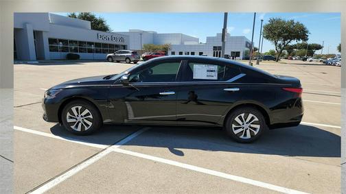 2025 Nissan Altima S