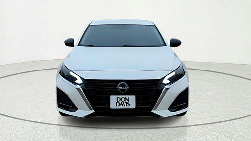 White 2024 Nissan Altima 2.5 SV