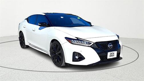 2023 Nissan Maxima SR