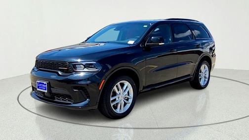 DB Black Crystal Clearcoat 2026 Dodge Durango GT