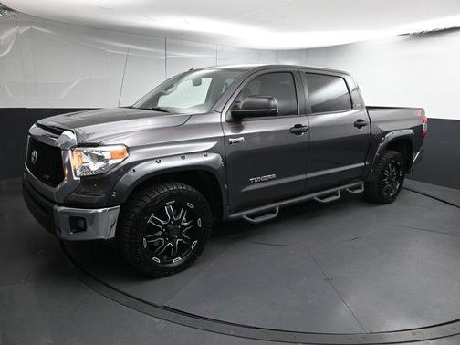2015 Toyota Tundra SR5