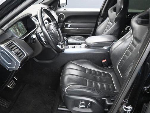 2017 Land Rover Range Rover Sport 5.0L Supercharged SVR