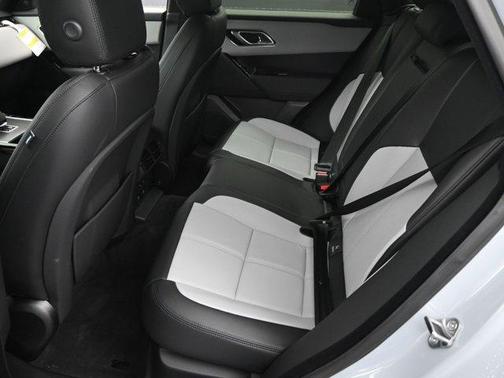 2026 Land Rover Range Rover Velar P250 Dynamic SE