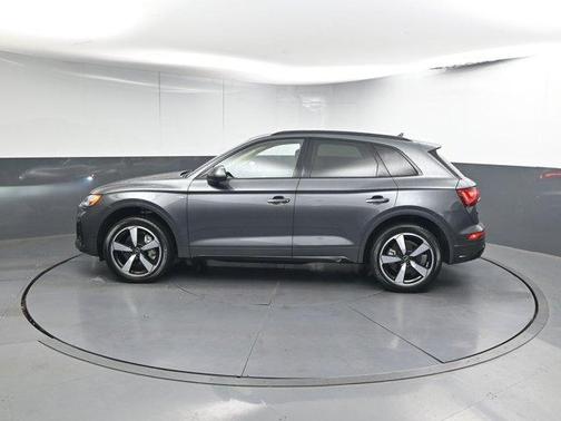 2022 Audi Q5 45 S line Premium Plus