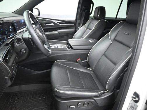 2022 Cadillac Escalade Sport