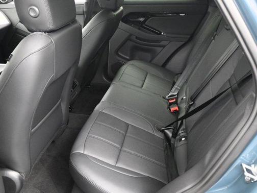 2026 Land Rover Range Rover Evoque Dynamic SE