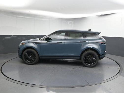 2026 Land Rover Range Rover Evoque Dynamic SE