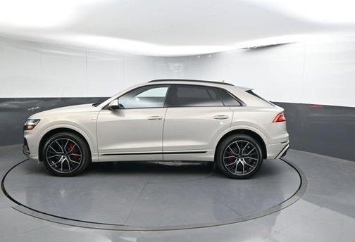 2023 Audi Q8 55 Premium Plus