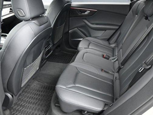 2023 Audi Q8 55 Premium Plus