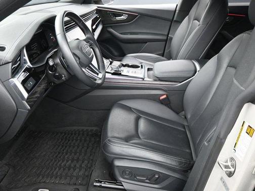 2023 Audi Q8 55 Premium Plus