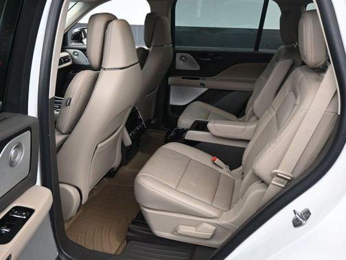 2022 Lincoln Aviator Reserve AWD