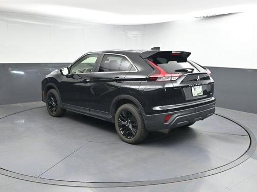 2022 Mitsubishi Eclipse Cross LE