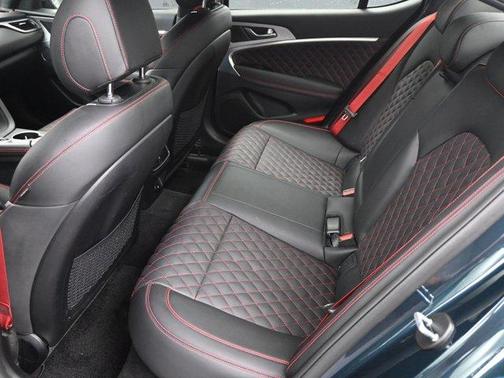2023 Genesis G70 3.3T