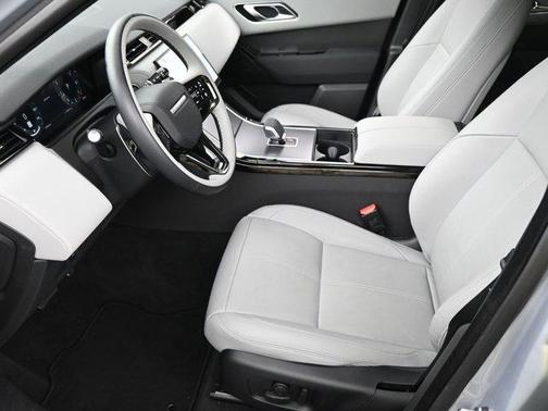 2025 Land Rover Range Rover Velar P250 Dynamic SE