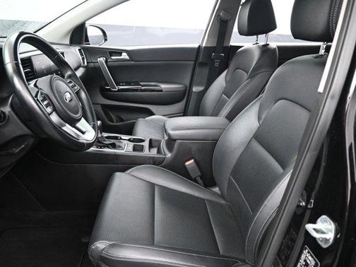 2022 Kia Sportage EX