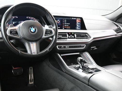 2023 BMW X6 xDrive40i