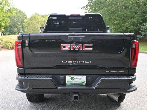 2024 GMC Sierra 2500 Denali