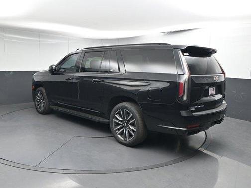 2023 Cadillac Escalade ESV Sport