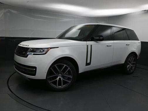 2025 Land Rover Range Rover P550e SE
