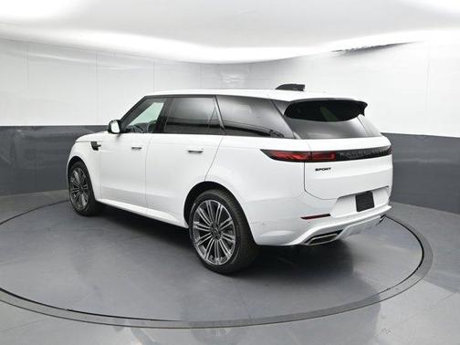 2025 Land Rover Range Rover Sport P400 Dynamic SE
