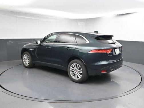 2017 Jaguar F-PACE 35t Prestige