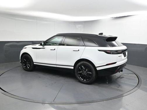 2026 Land Rover Range Rover Velar P250 Dynamic SE