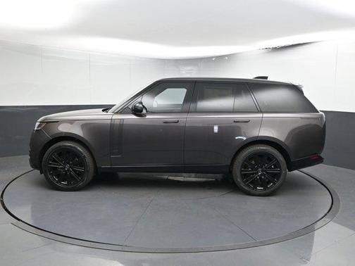 2025 Land Rover Range Rover P530 SE