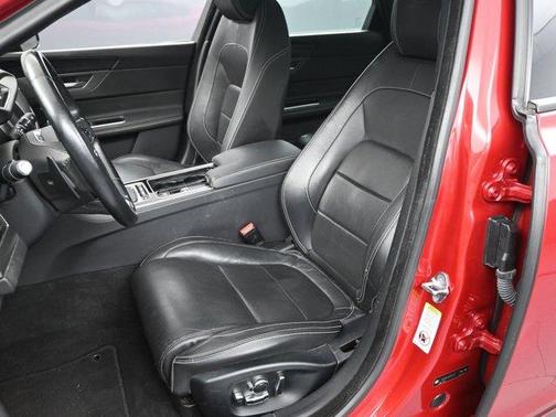 2016 Jaguar XF S
