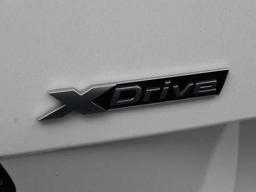 2025 BMW M240 i xDrive