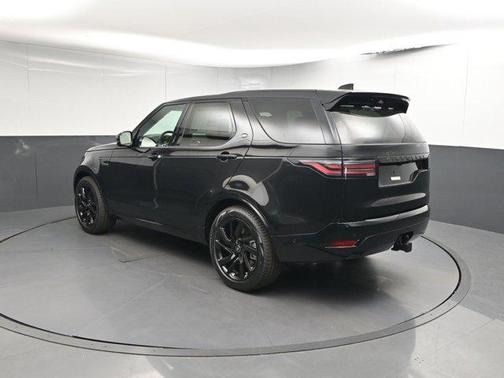 2025 Land Rover Discovery P360 Dynamic SE