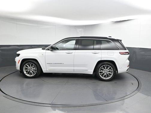 2022 Jeep Grand Cherokee 4xe Summit