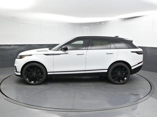 2026 Land Rover Range Rover Velar Dynamic SE