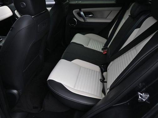 2025 Land Rover Discovery Sport Dynamic SE