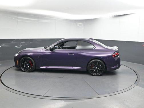 2025 BMW M240 i