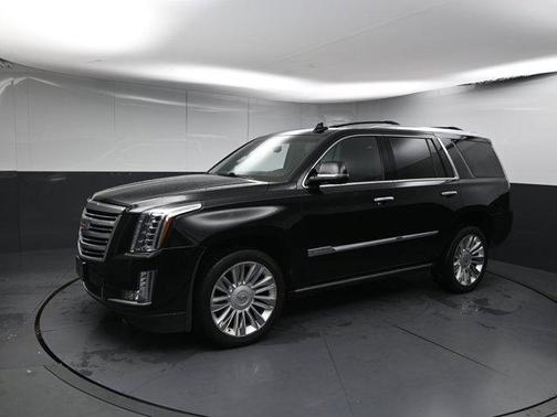 2017 Cadillac Escalade Platinum