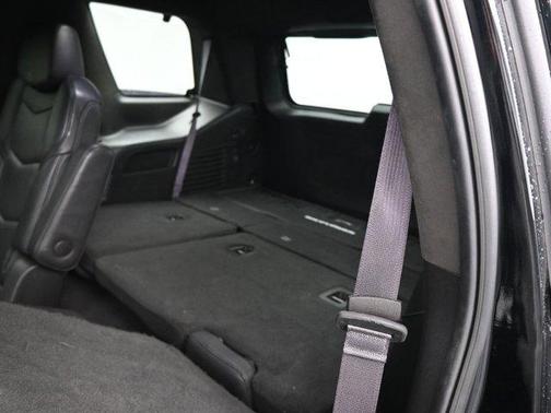 2017 Cadillac Escalade Platinum