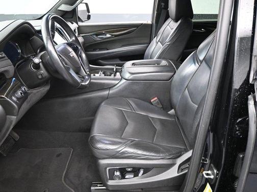 2017 Cadillac Escalade Platinum